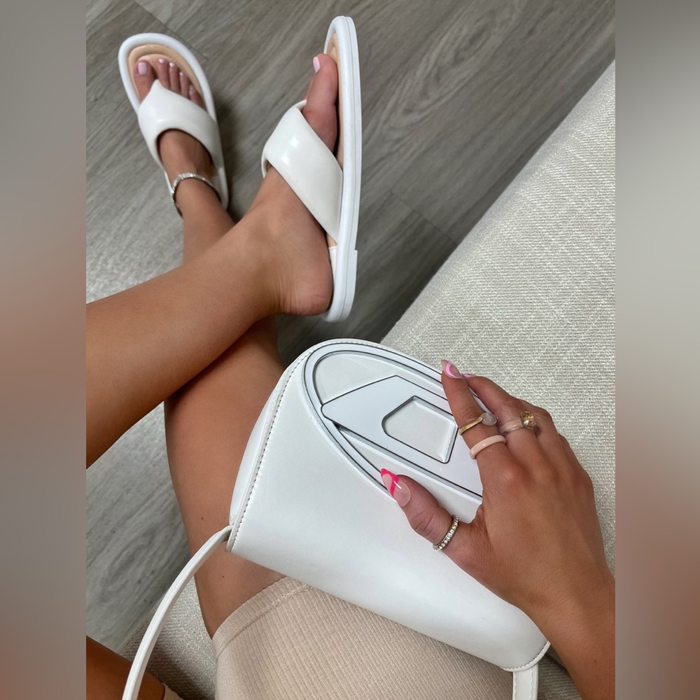 White puffy thong slide sandal